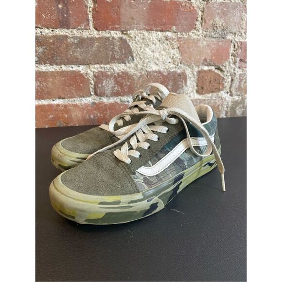 Kids VANS Off The Wall Green Camouflage Size 2.5 - Picture 2 of 8